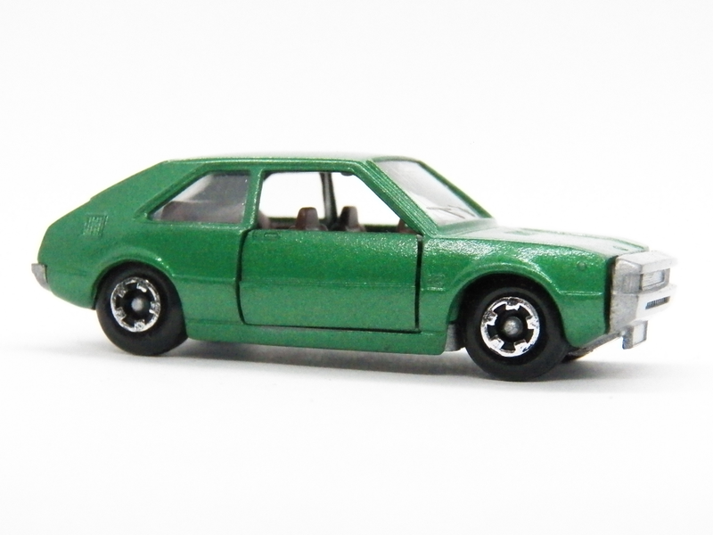 Illustration for article titled Mira 1:64 Seat 1200 Sport